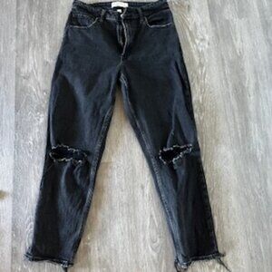 🧡3/15 Abercrombie & Fitch Curve Love High Rise Black Distressed Mom Jeans 27/4R